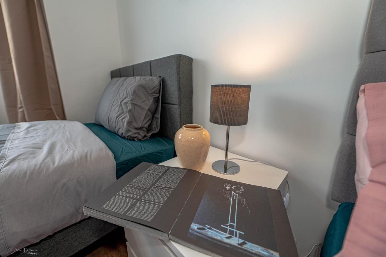 4 Bedrooms,2 Bathrooms House With Free Parking Plumstead  Eksteriør bilde
